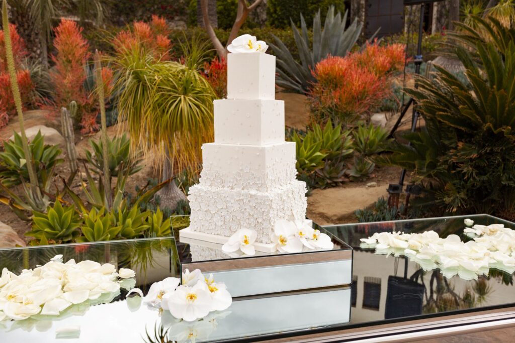 xobloom wedding white cake