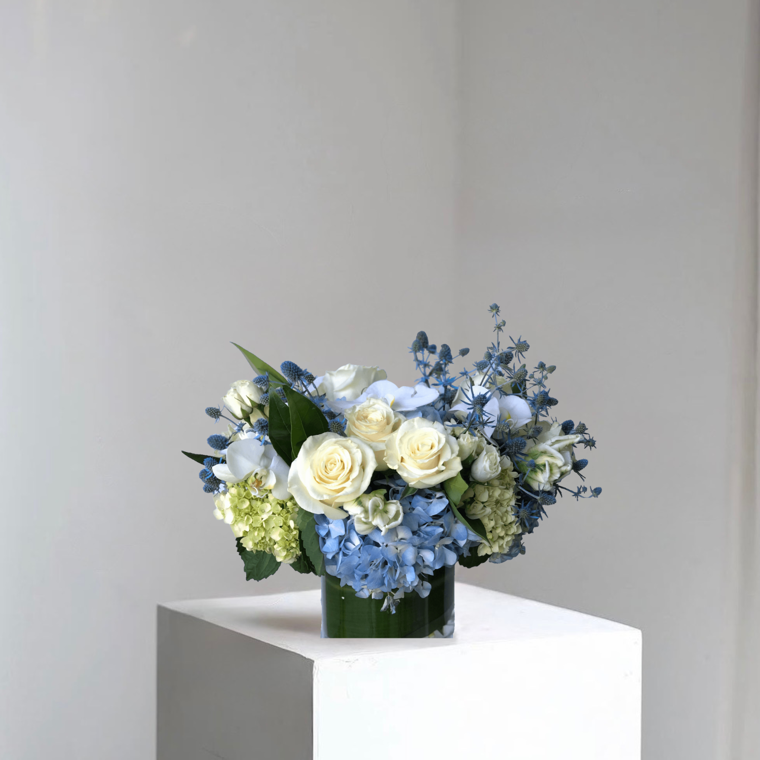 Coastal Elegance Blue & White Coastal Elegance Blooms - Image 1