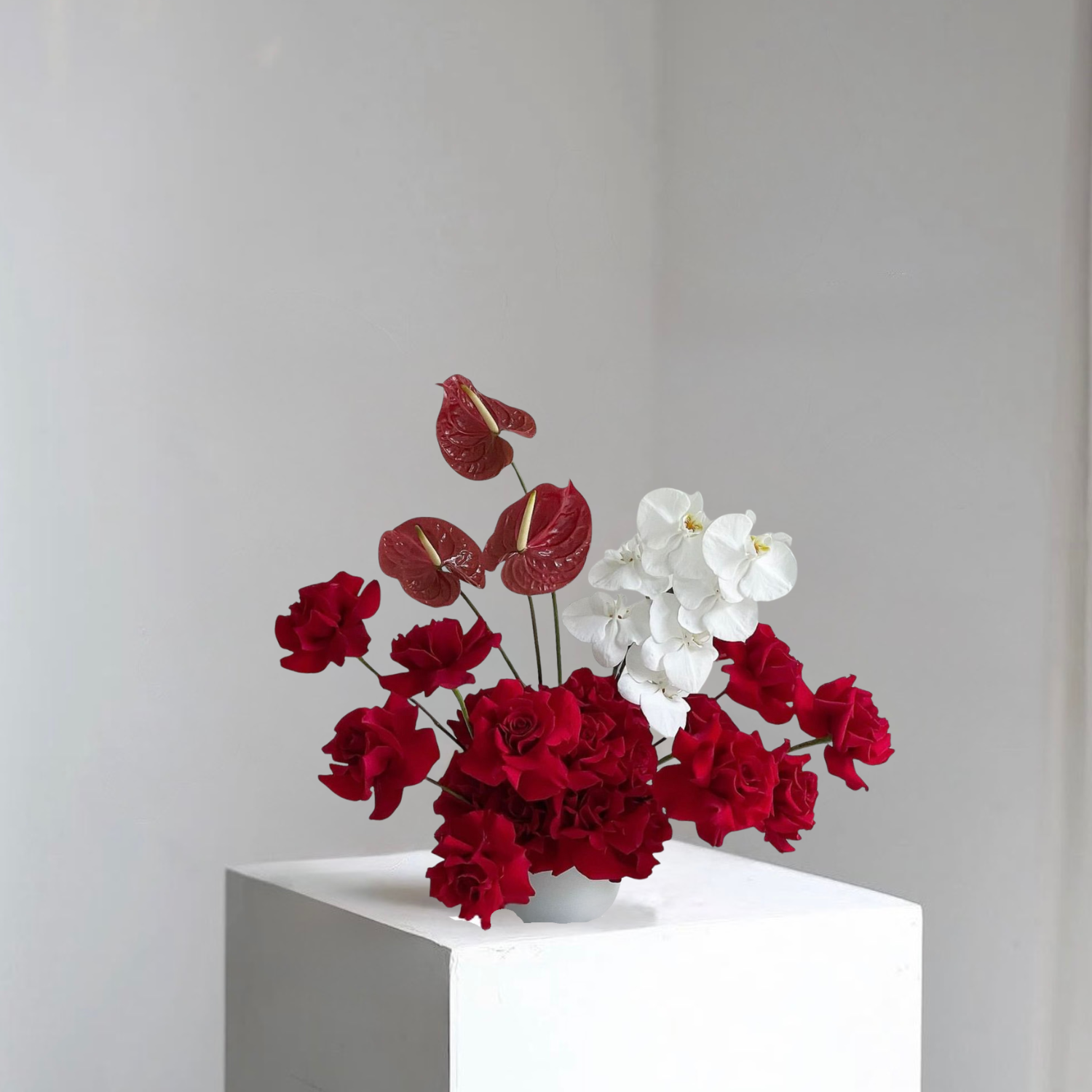 valentine's day collection Crimson Kiss - Image 1